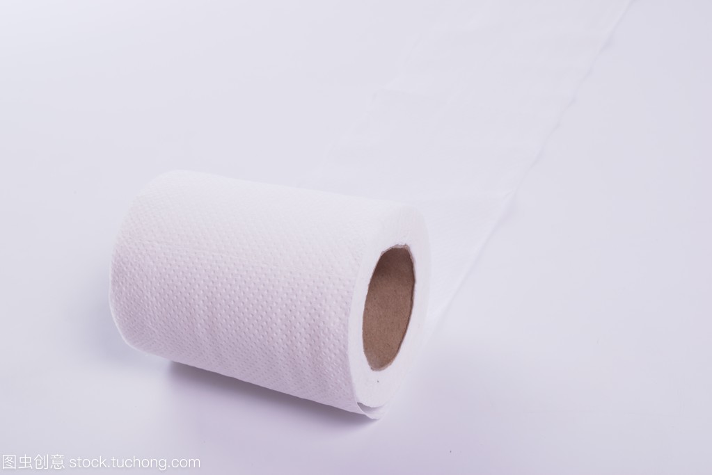 白色衛生紙 日常生活中的紙制品選擇與環?？剂? class=